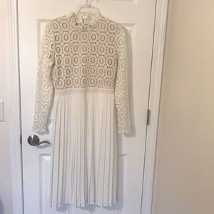 Ivy City Co. size medium White Midi Dress